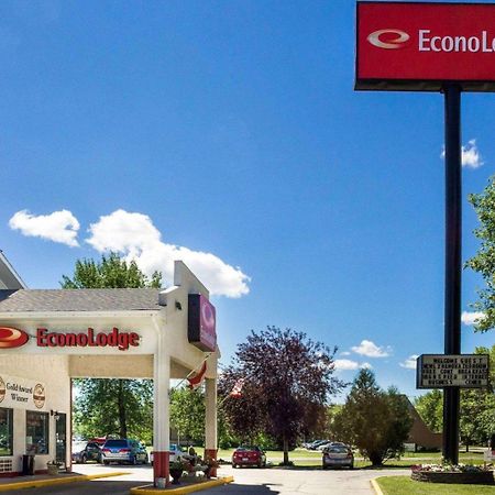 Econo Lodge Grand Forks Eksteriør bilde