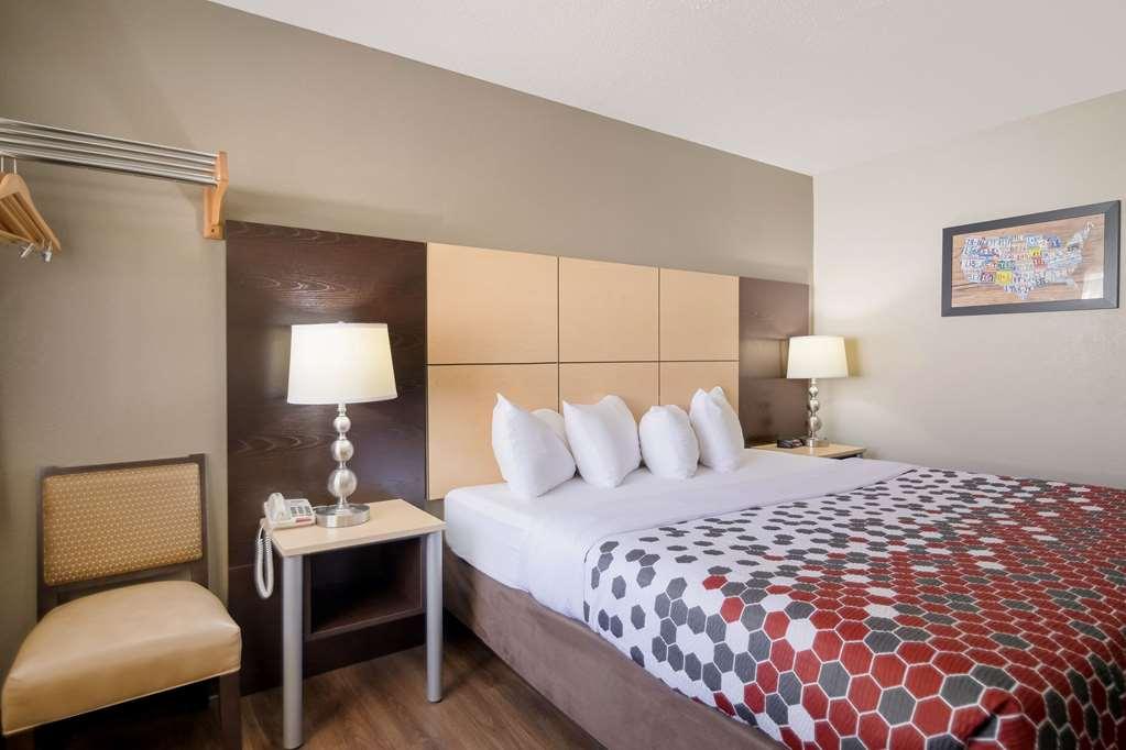 Econo Lodge Grand Forks Rom bilde