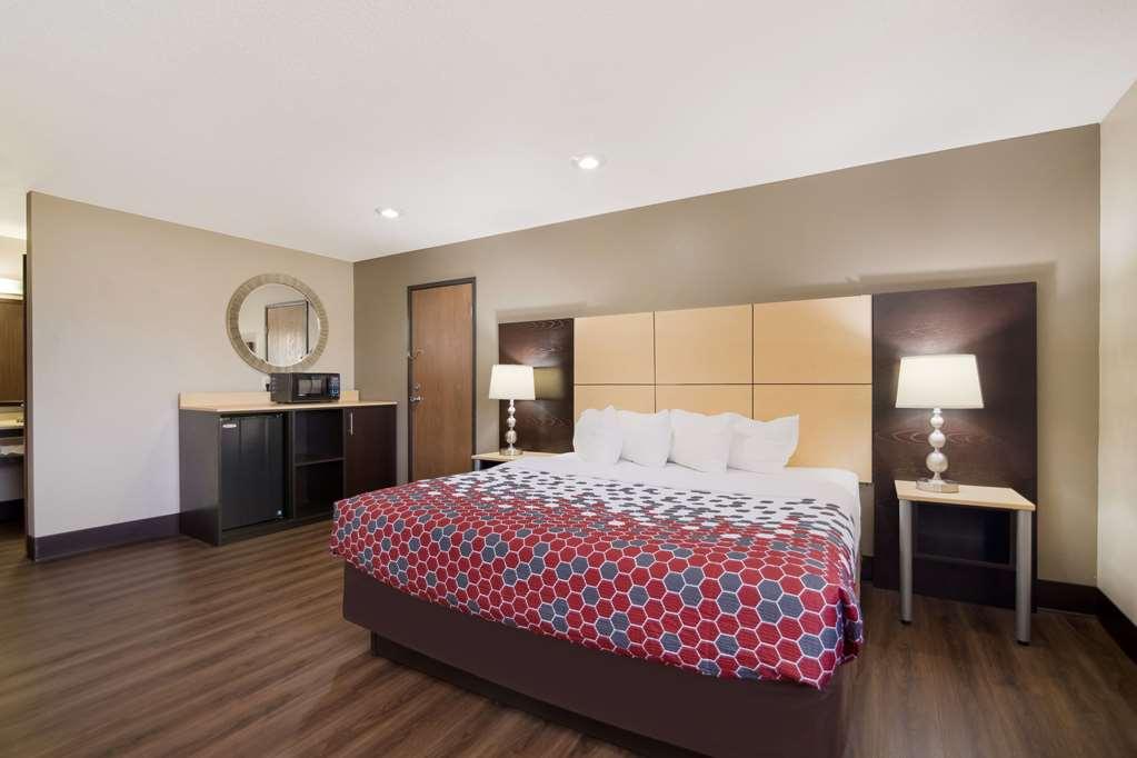 Econo Lodge Grand Forks Rom bilde